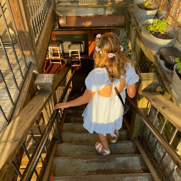 Meet your Posher, Kya - Picture 2 of 2